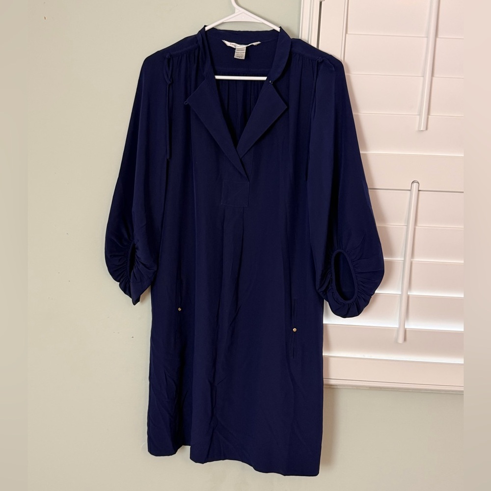 Diane Von Furstenberg 100% Silk Shift Dress Size 8 Deep Blue